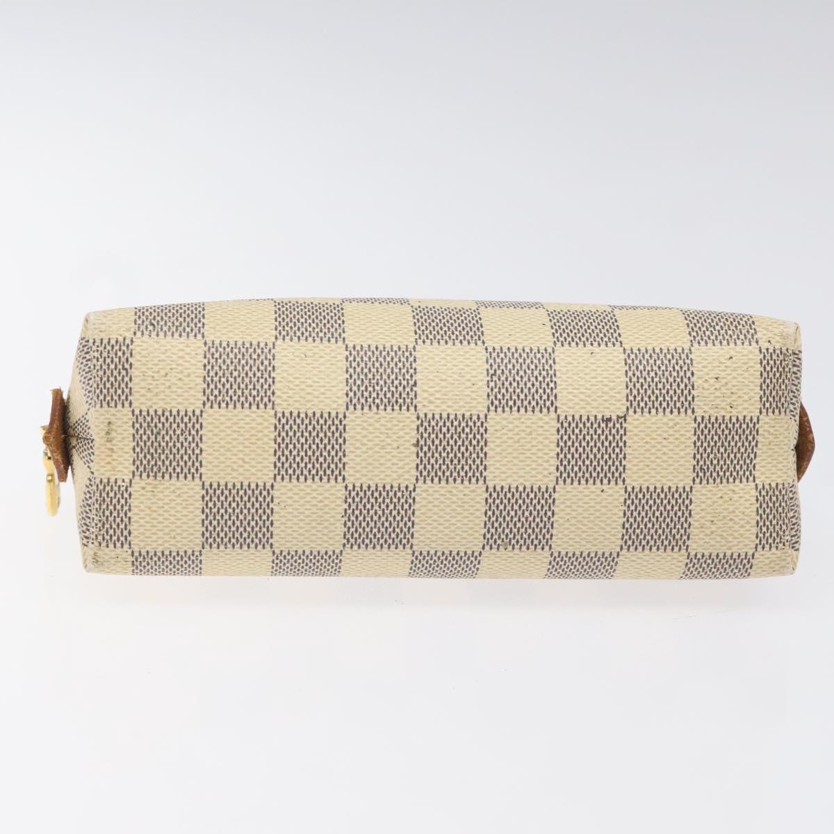 Louis Vuitton Cosmetic Pouch White Canvas Clutch Bag (Pre-Owned)