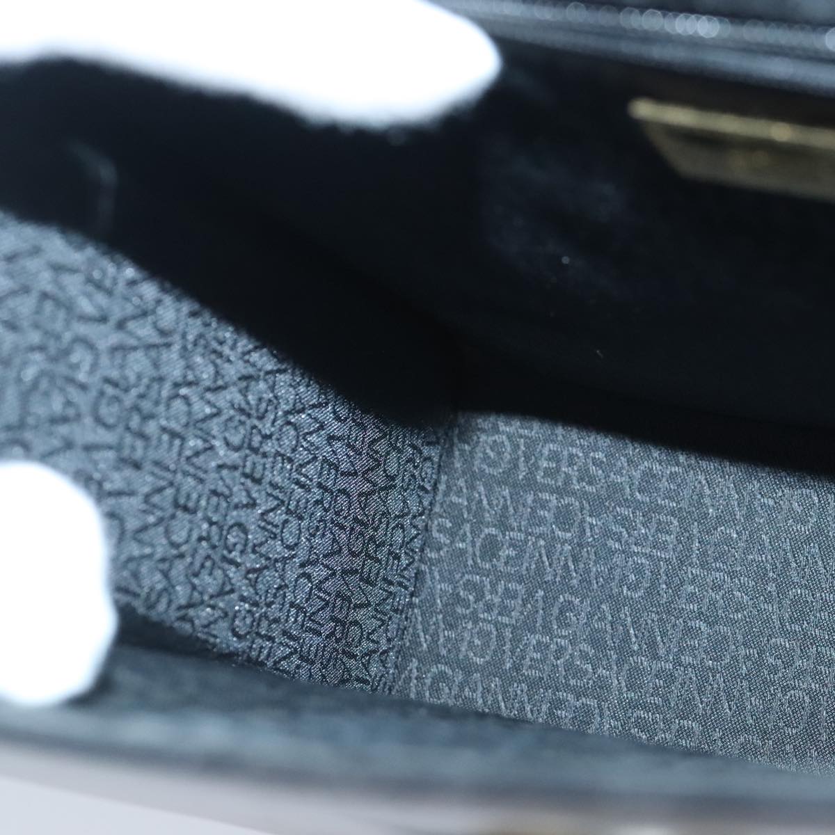Versace Black Leather Shoulder Bag (Pre-Owned)