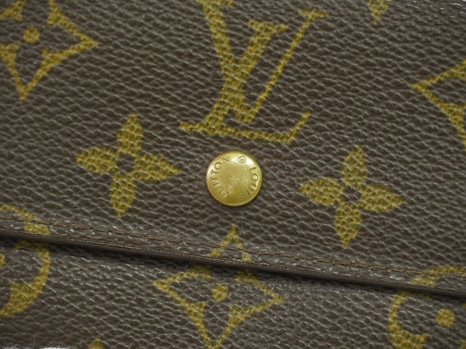 Louis Vuitton Porte-Monnaie Brown Canvas Wallet (Pre-Owned)