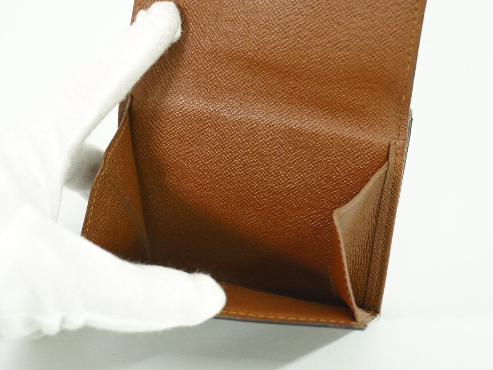 Louis Vuitton Porte-Monnaie Brown Canvas Wallet (Pre-Owned)