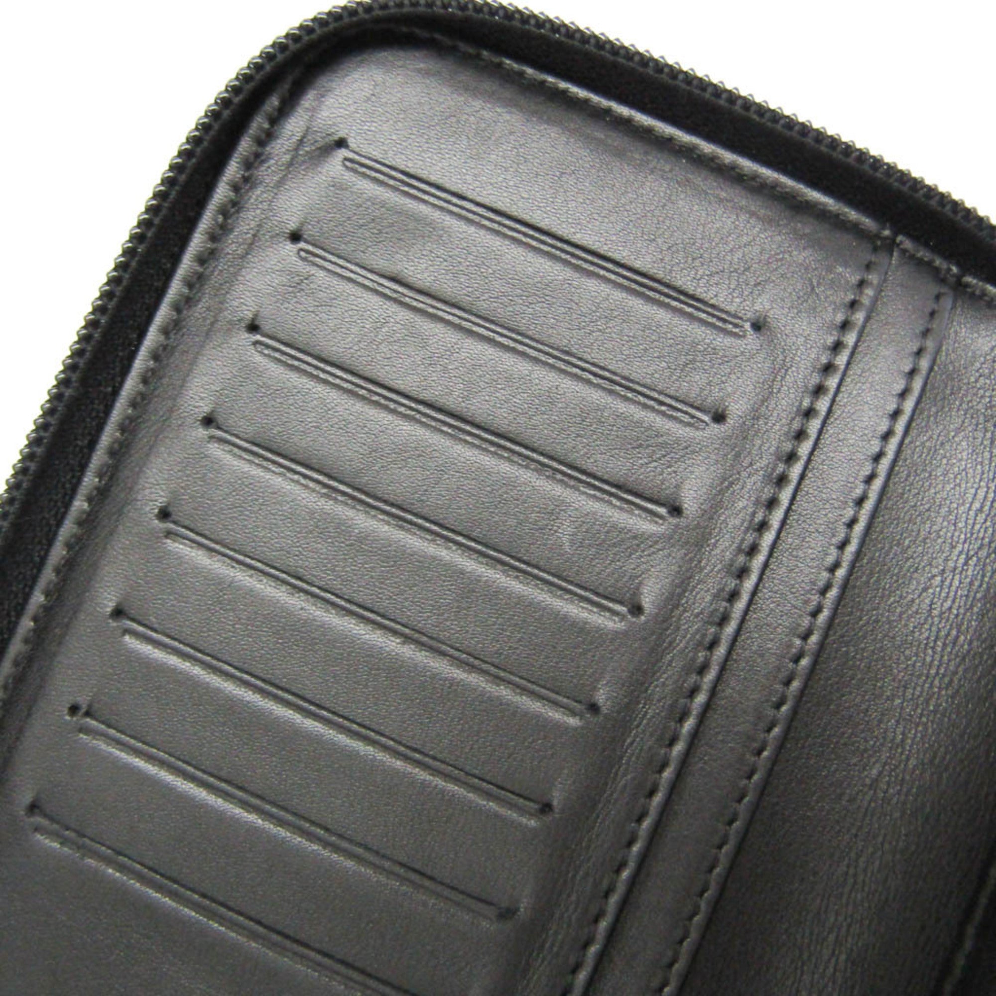 Chanel Black Patent Leather Wallet (Pre-Owned)