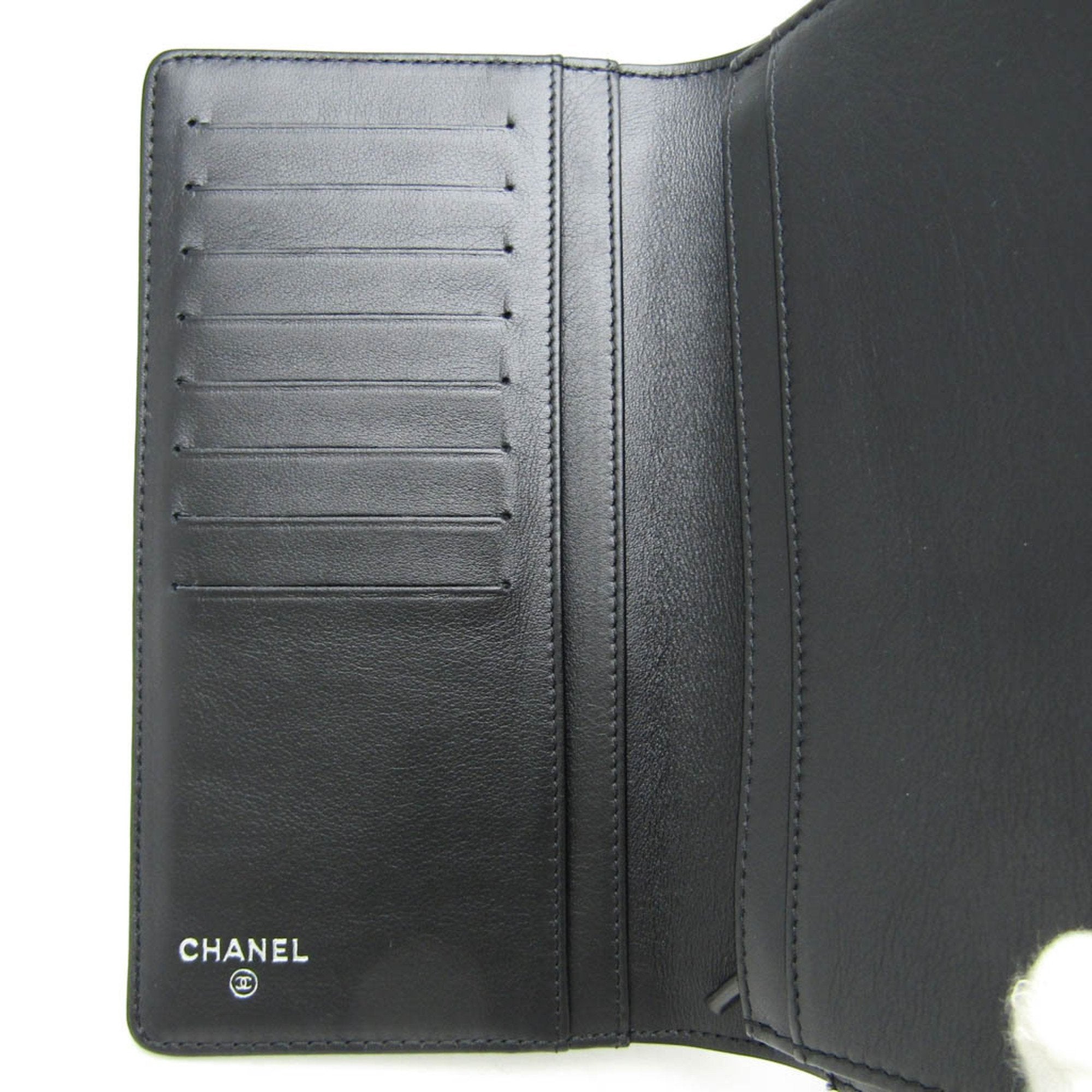 Chanel Camellia Black Patent Leather Wallet (Pre-Owned)