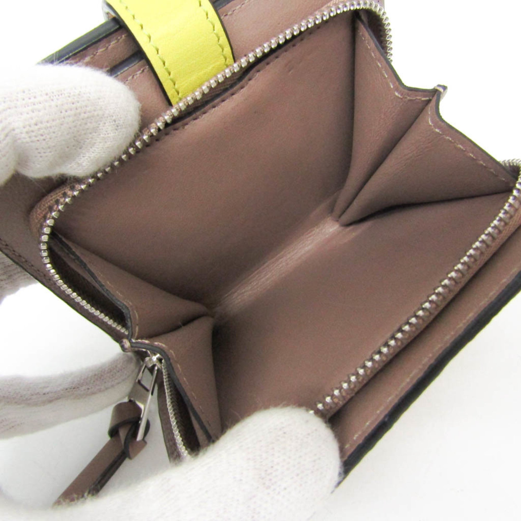 Loewe Compact Zip Wallet Beige Leather Wallet (Pre-Owned)