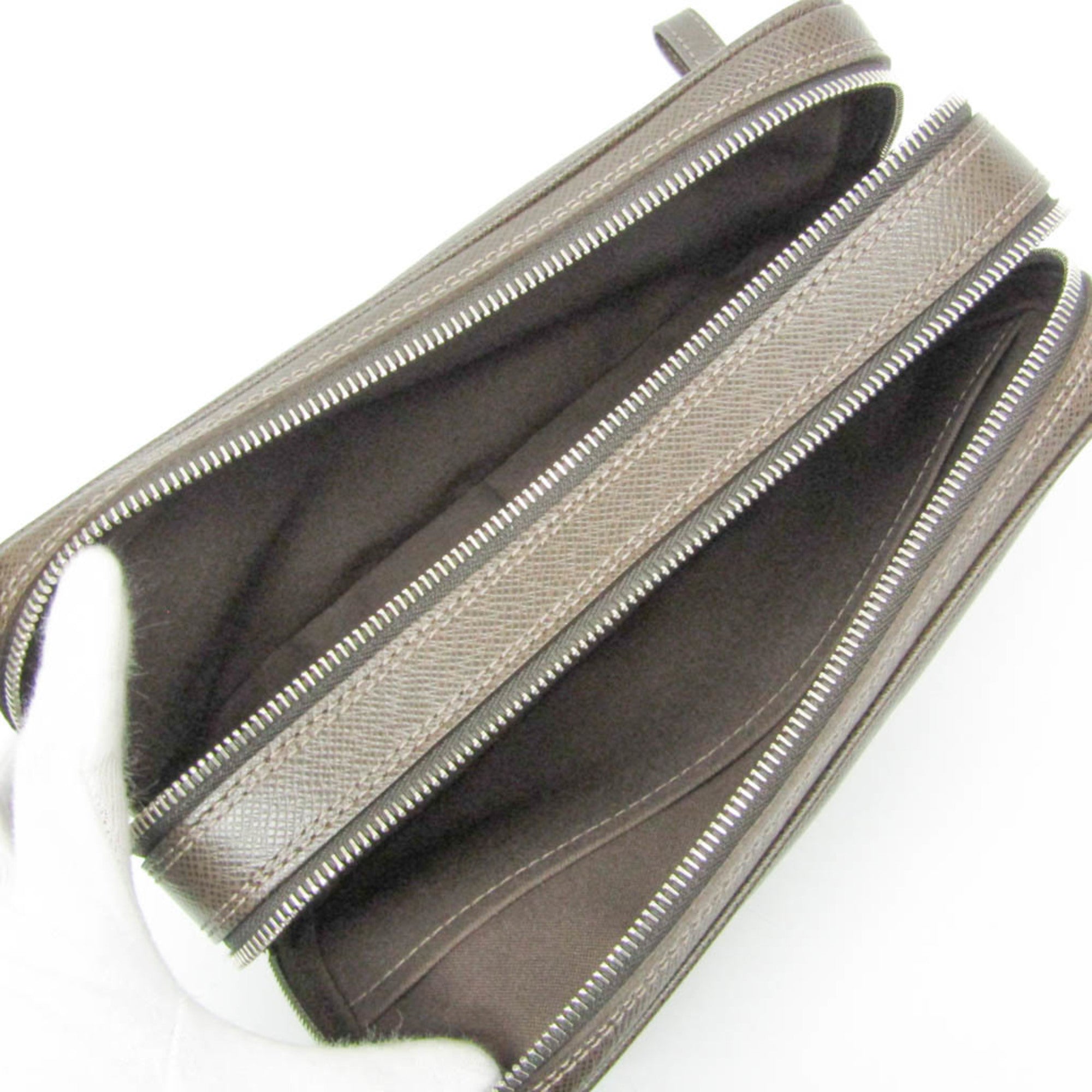 Louis Vuitton Pavel Brown Leather Clutch Bag (Pre-Owned)
