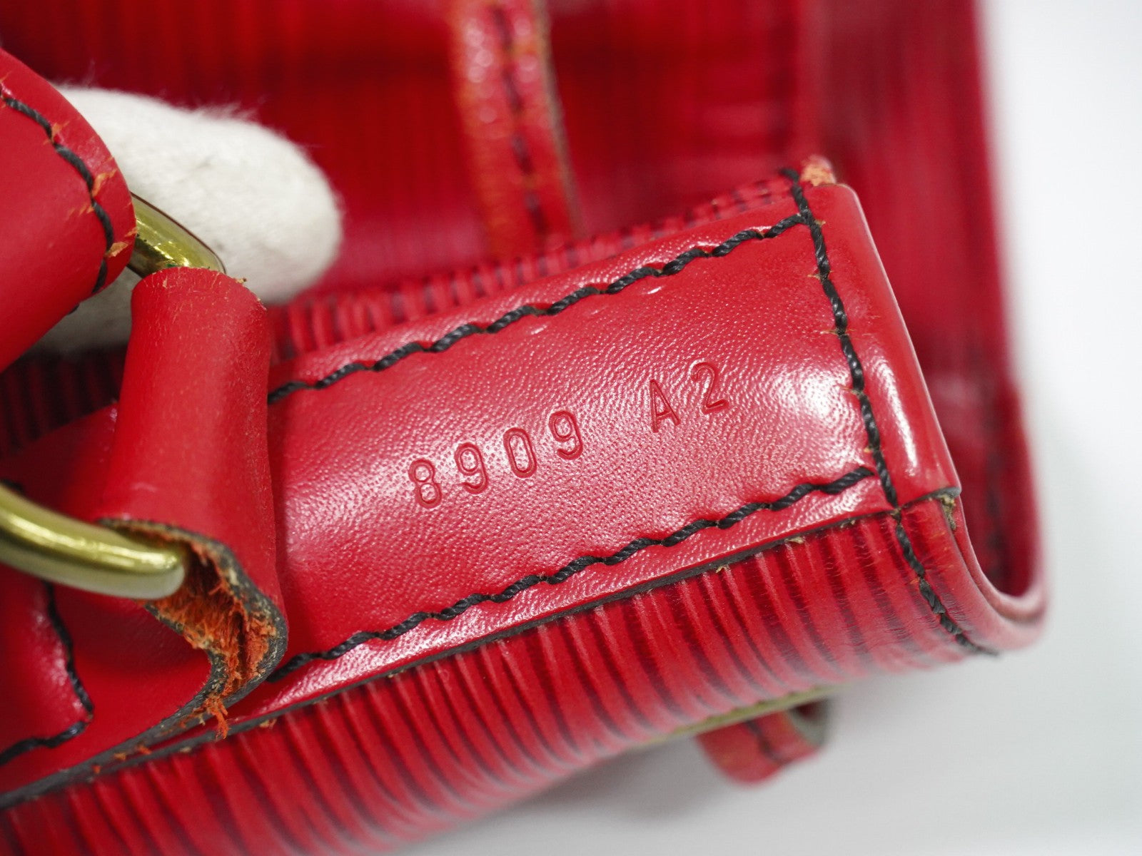 Louis Vuitton Petit Noe Nm Epi Leather Red Leather Shoulder Bag Bag (Pre-Owned)