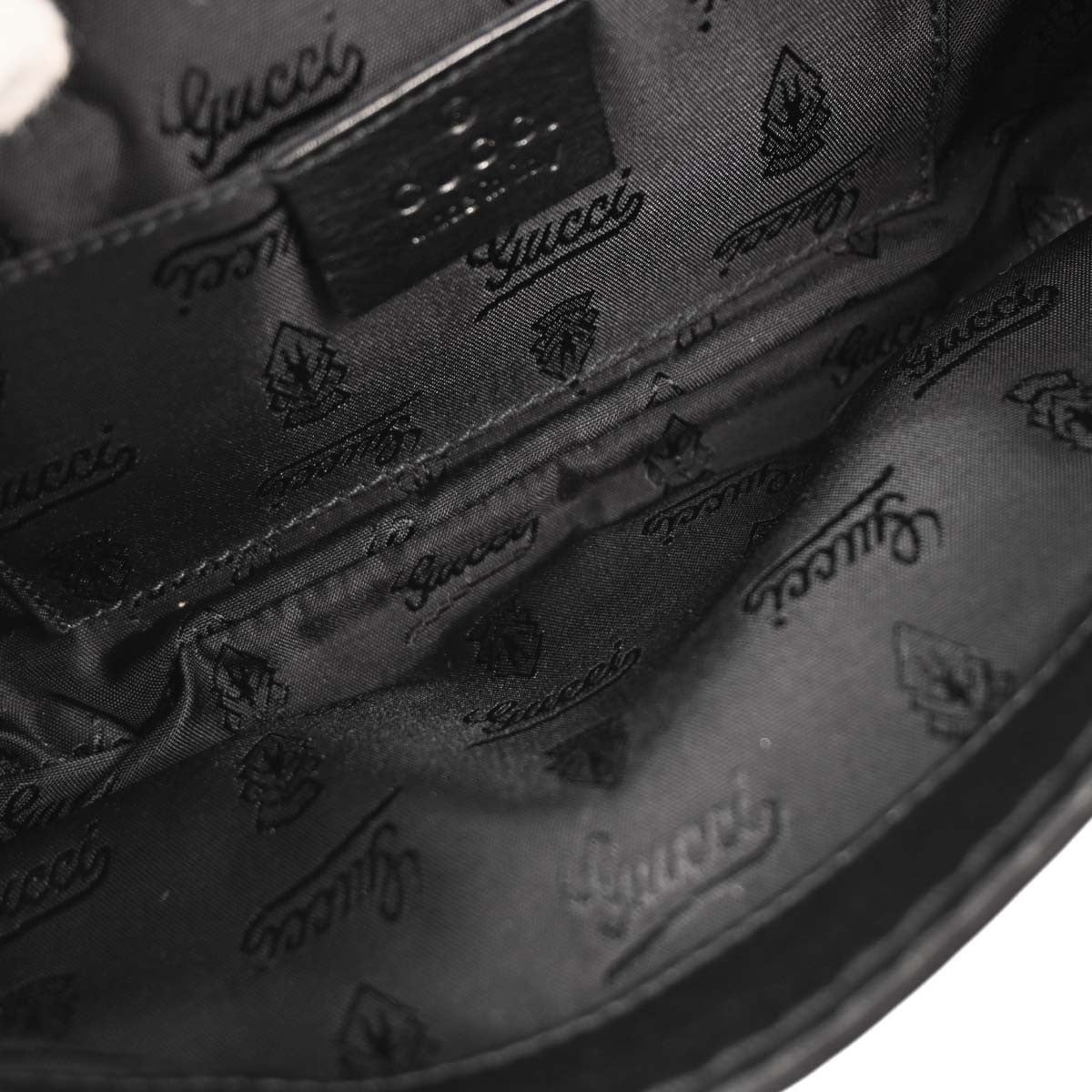 Gucci Vintage Leather Black Leather Handbag (Pre-Owned)