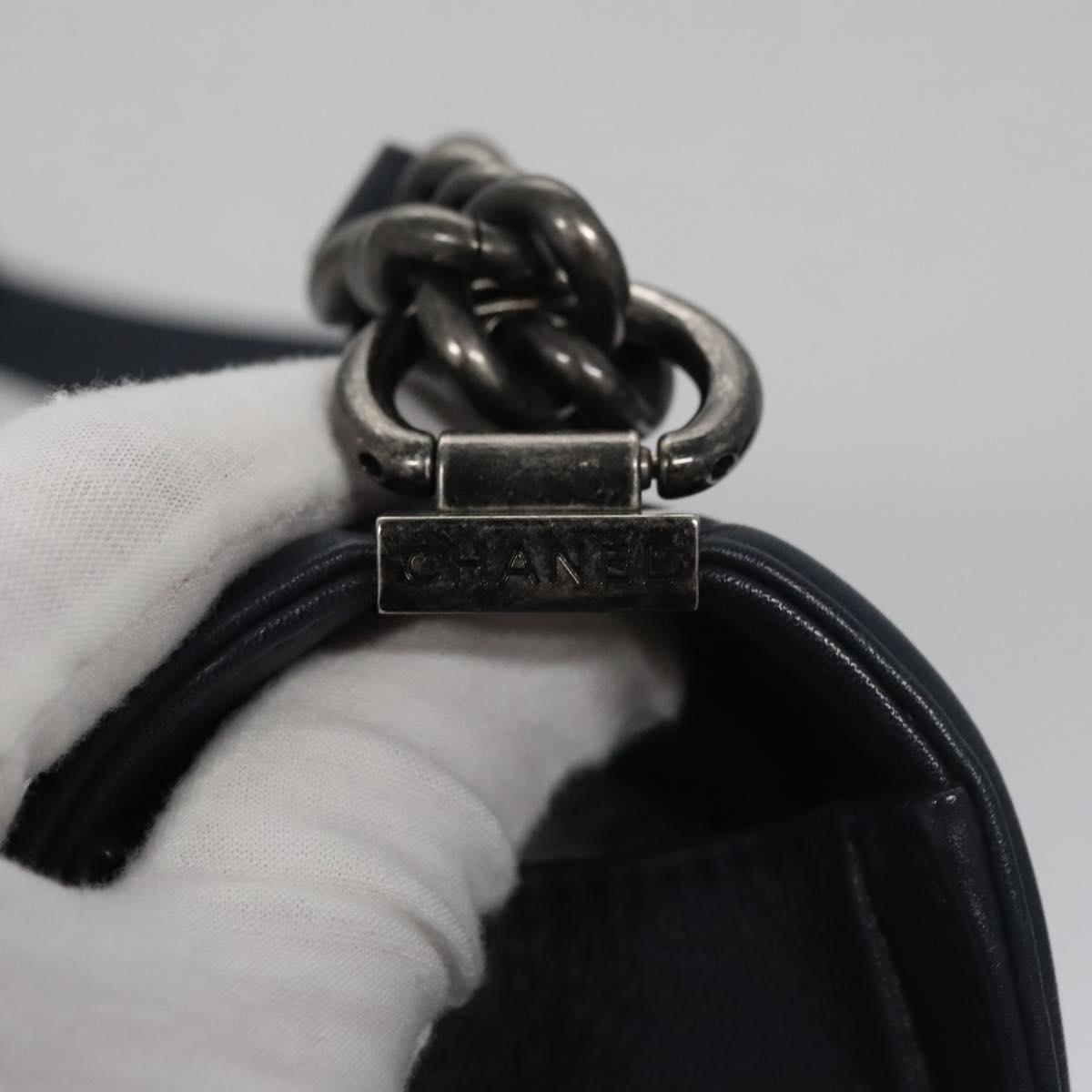 Chanel Boy Navy Leather Shoulder Bag (Pre-Owned)