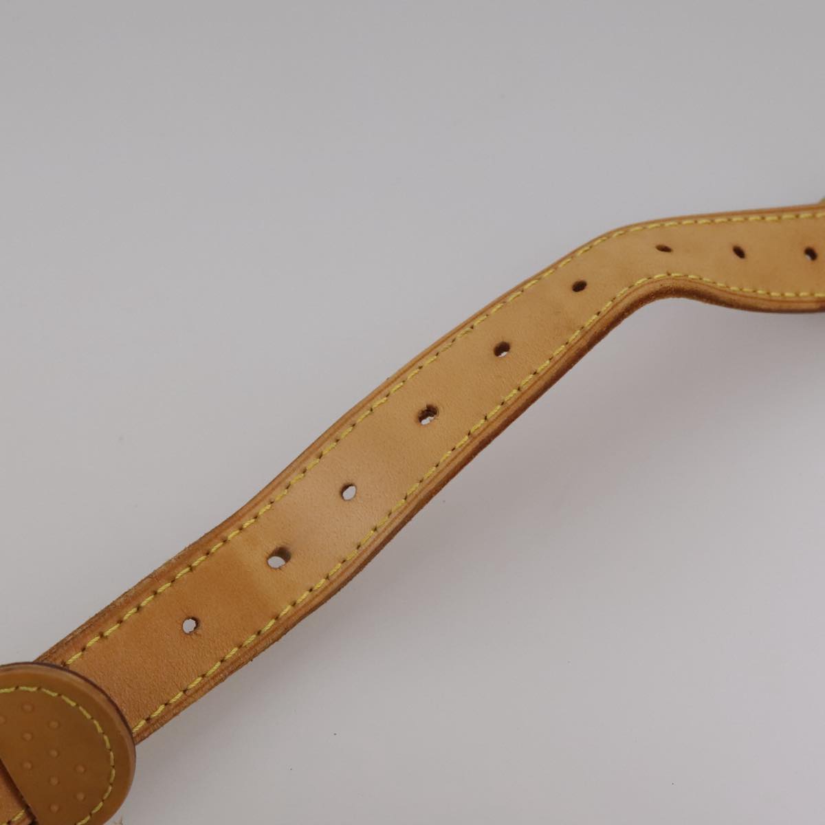 Louis Vuitton Shoulder Strap Beige Leather Bag Jewelry (Pre-Owned)