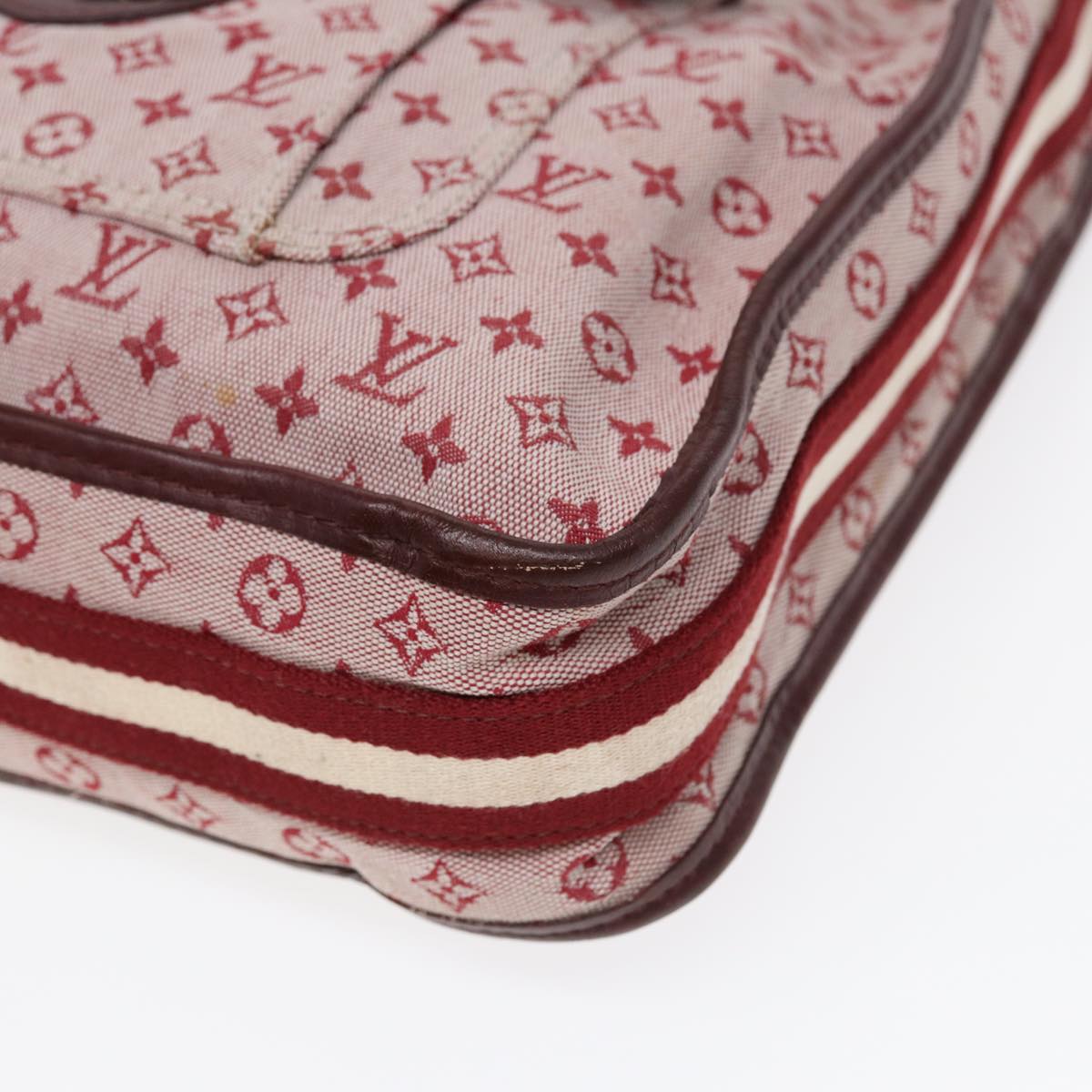 Louis Vuitton Besace Pink Canvas Shoulder Bag (Pre-Owned)