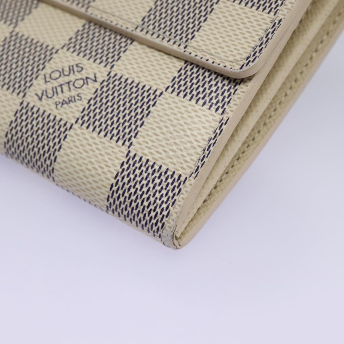 Louis Vuitton Sarah White Canvas Wallet (Pre-Owned)