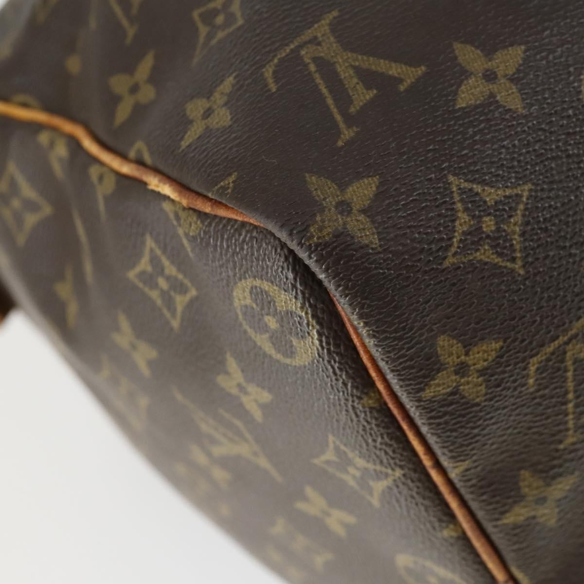 Louis Vuitton Keepall Monogram Canvas Brown Canvas Travel Bag Bag (Pre-Owned)