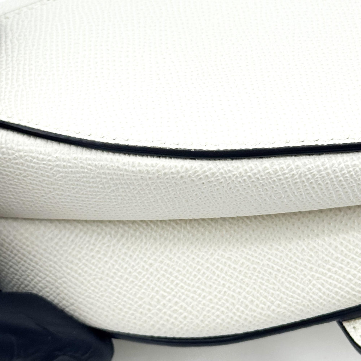 Christian Dior Saddle Leather White Leather Handbag (Pre-Owned)
