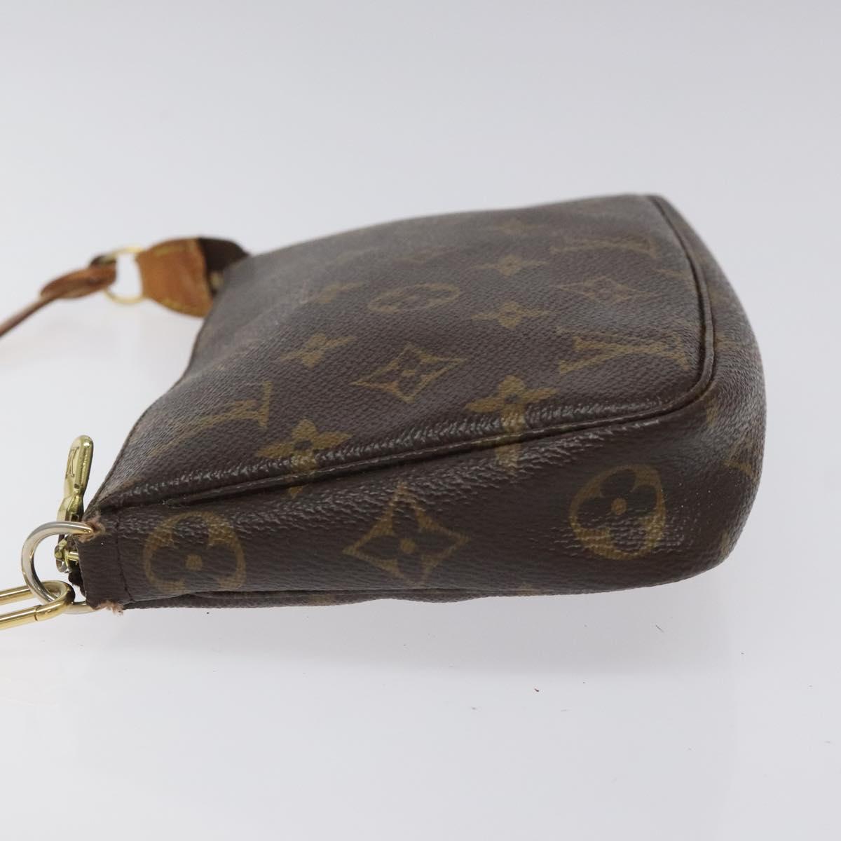 Louis Vuitton Pochette Accessoire Brown Canvas Clutch Bag (Pre-Owned)