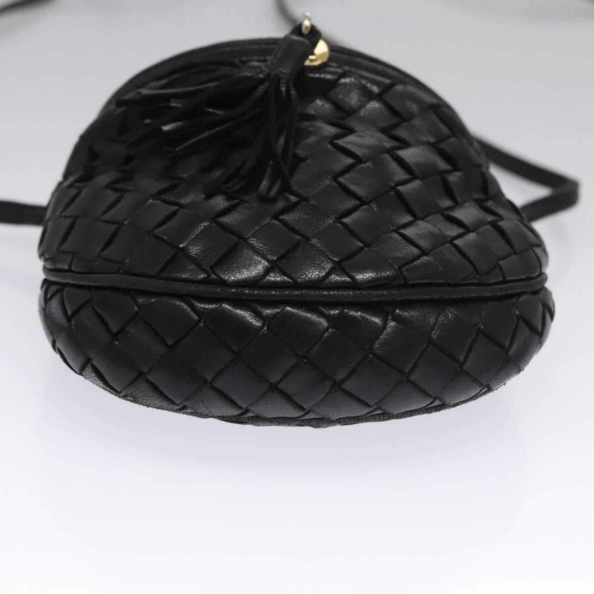 Bottega Veneta Intrecciato Black Leather Clutch Bag (Pre-Owned)