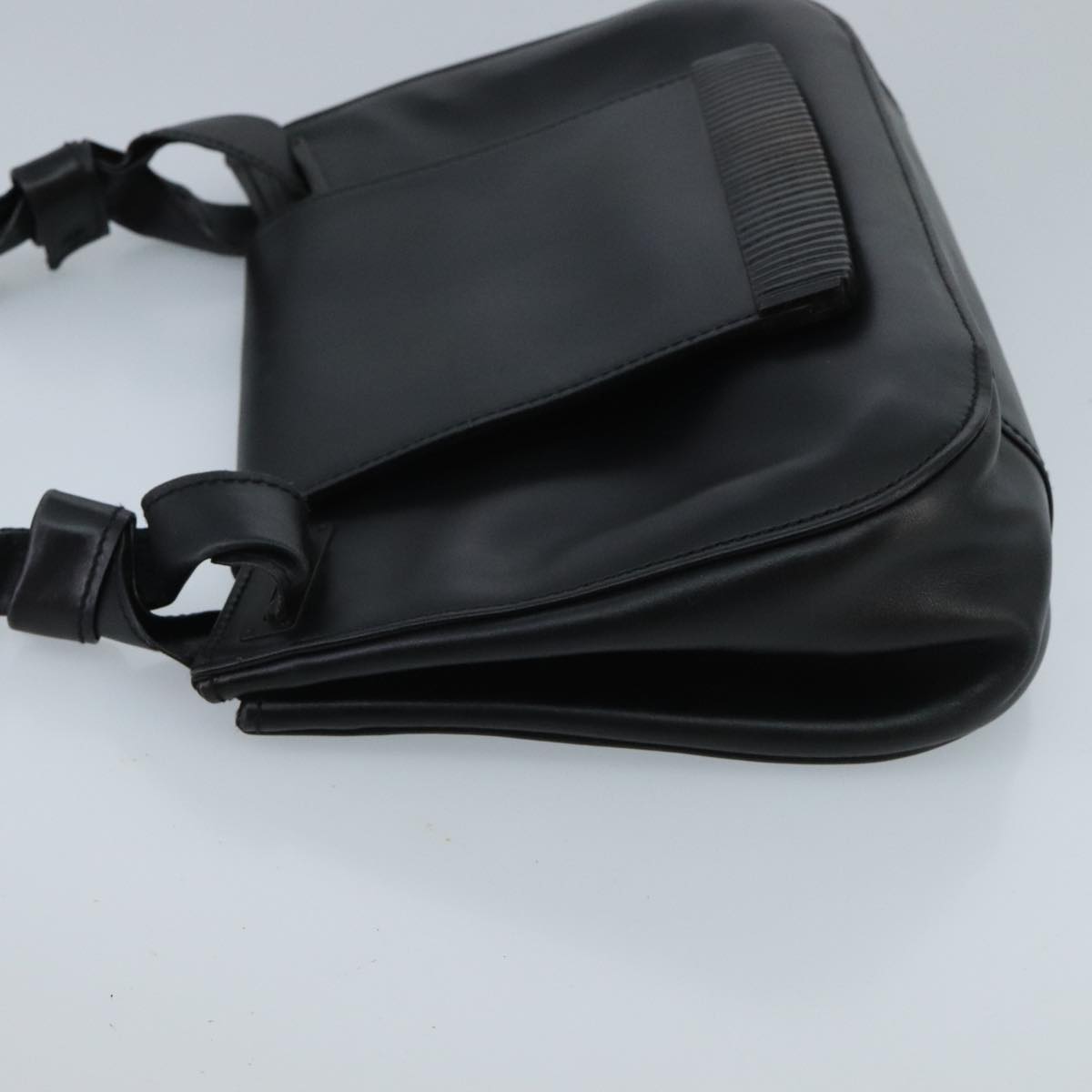 Gucci Black Leather Shoulder Bag (Pre-Owned)