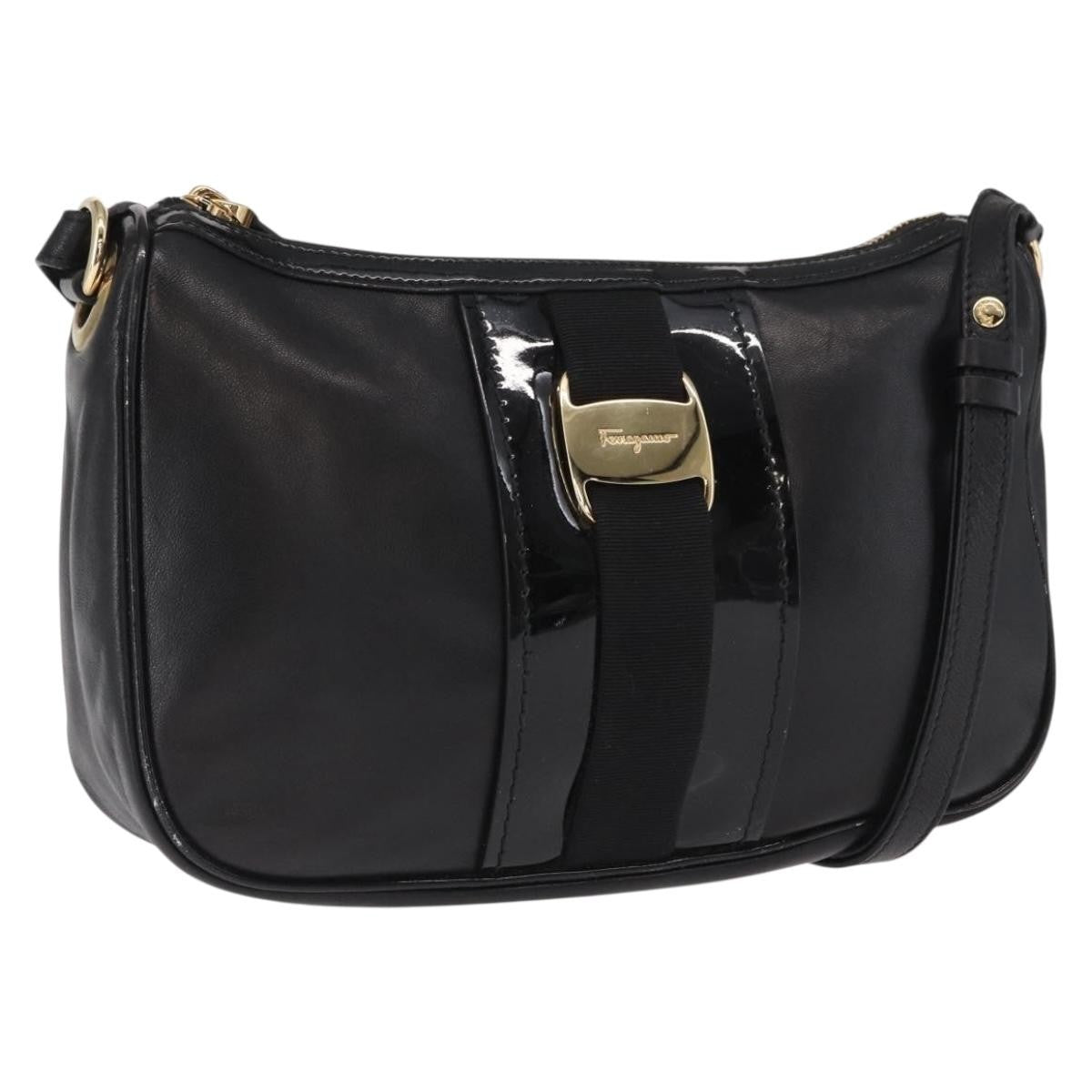 Salvatore Ferragamo Vala Leather Black Leather Shoulder Bag Bag (Pre-Owned)
