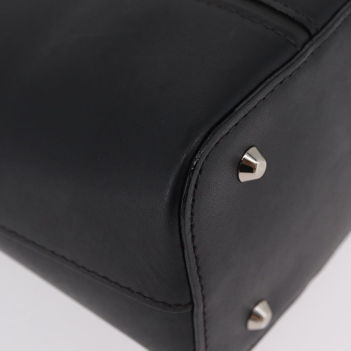 Burberry Vintage Leather Black Leather Handbag (Pre-Owned)
