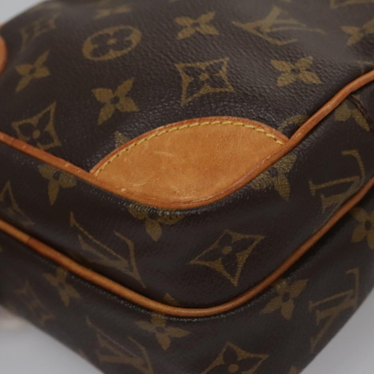 Louis Vuitton Amazon Brown Canvas Shoulder Bag (Pre-Owned)