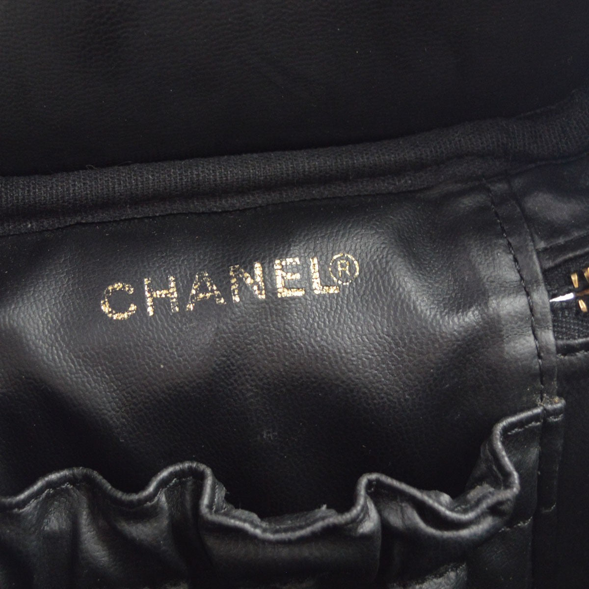 Chanel Vintage Cosmetic Case Lambskin Black Leather Clutche & Pouche Bag (Pre-Owned)
