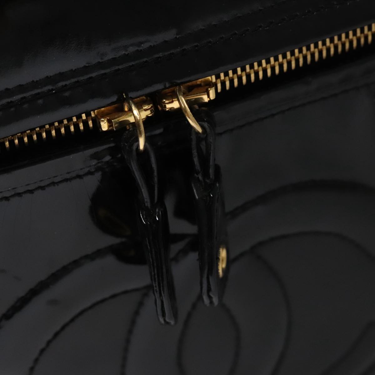 Chanel Vanity Black Patent Leather Clutch Bag (Pre-Owned)