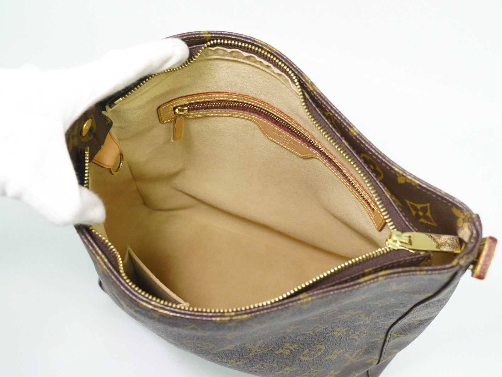 Louis Vuitton Monogram Looping Monogram Canvas Brown Canvas Shoulder Bag Bag (Pre-Owned)