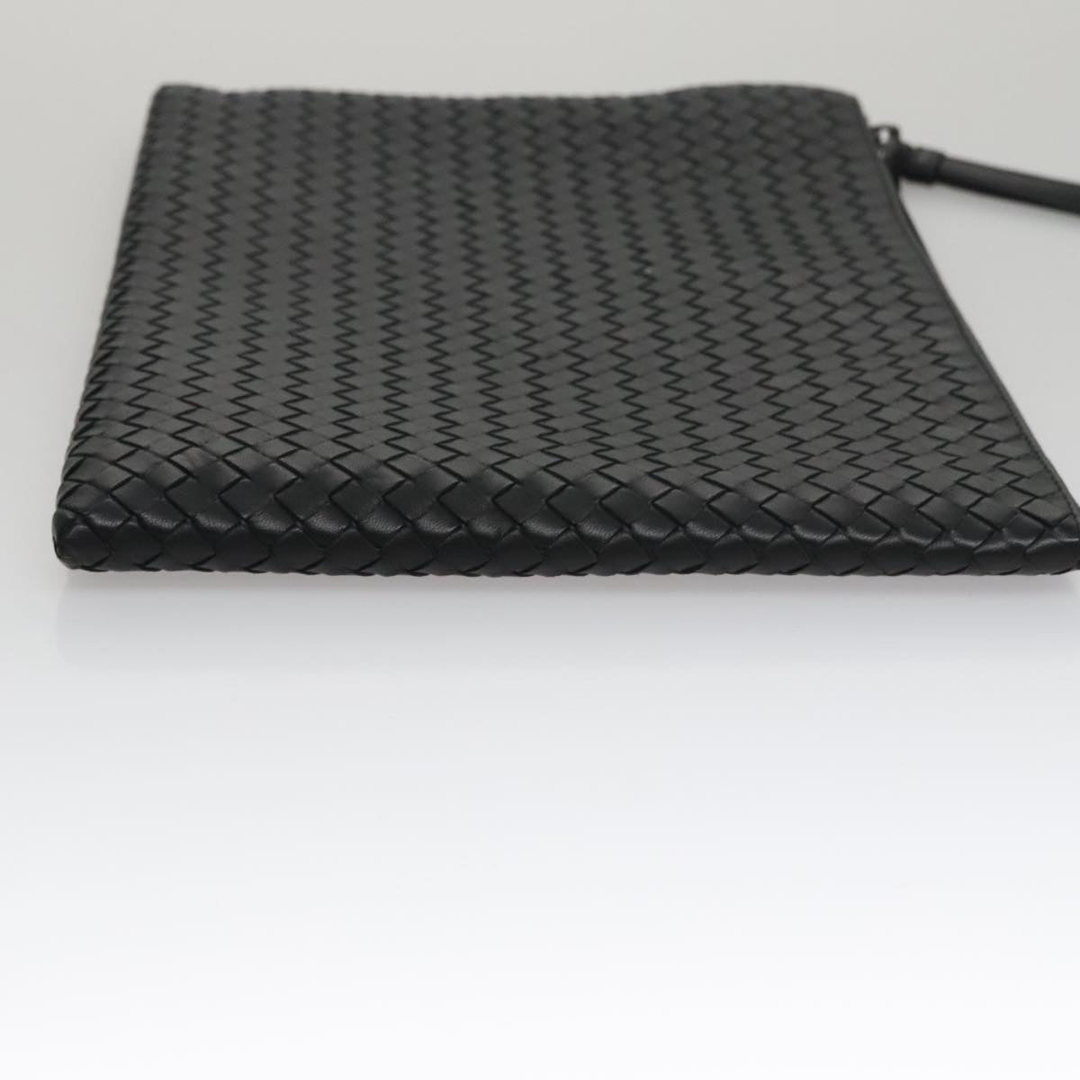 Bottega Veneta Veneta Black Leather Clutch Bag (Pre-Owned)