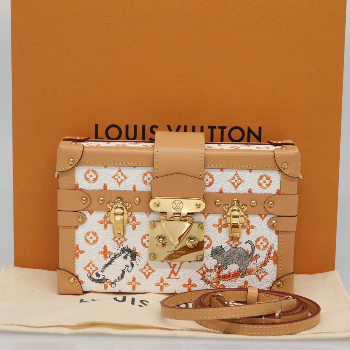Louis Vuitton Petit Malle White Canvas Shoulder Bag (Pre-Owned)