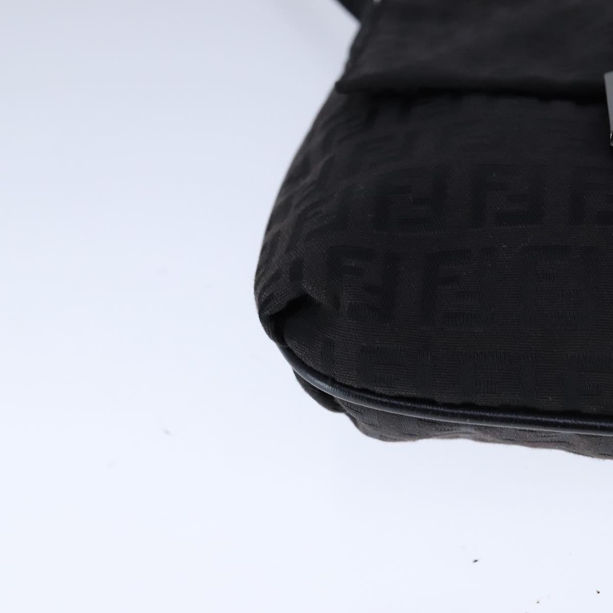 Fendi Mamma Baguette Black Canvas Shoulder Bag (Pre-Owned)