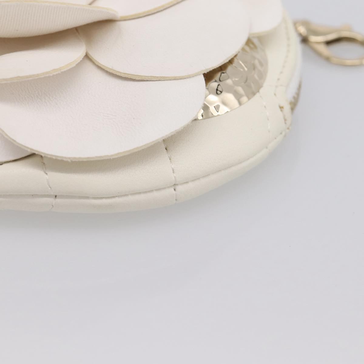 Chanel Camellia Round Clutch With Chain Lambskin White Leather Clutche & Pouche Bag (Pre-Owned)