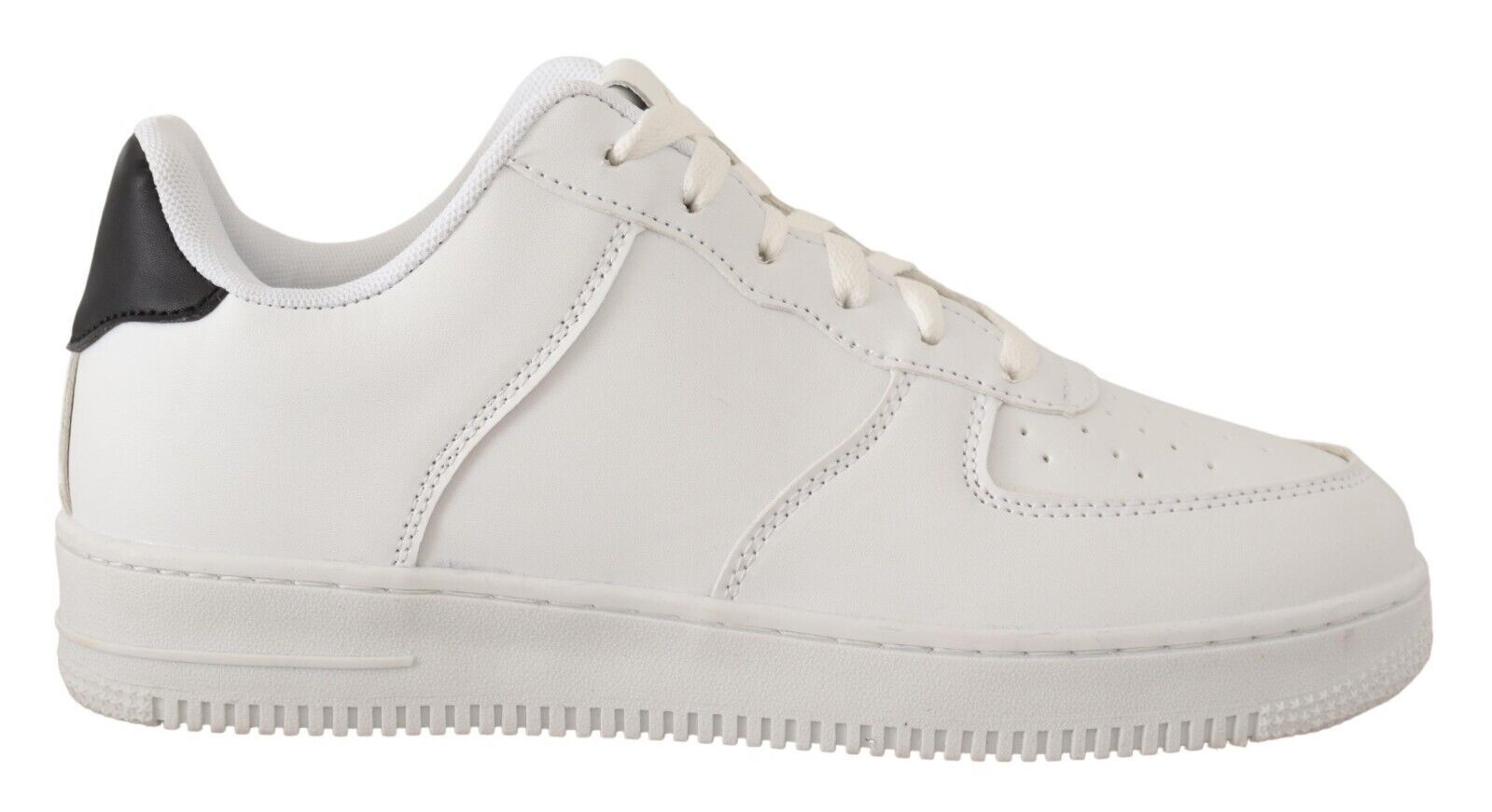 SIGNS Chic White Leather Low Top Men's Sneakers