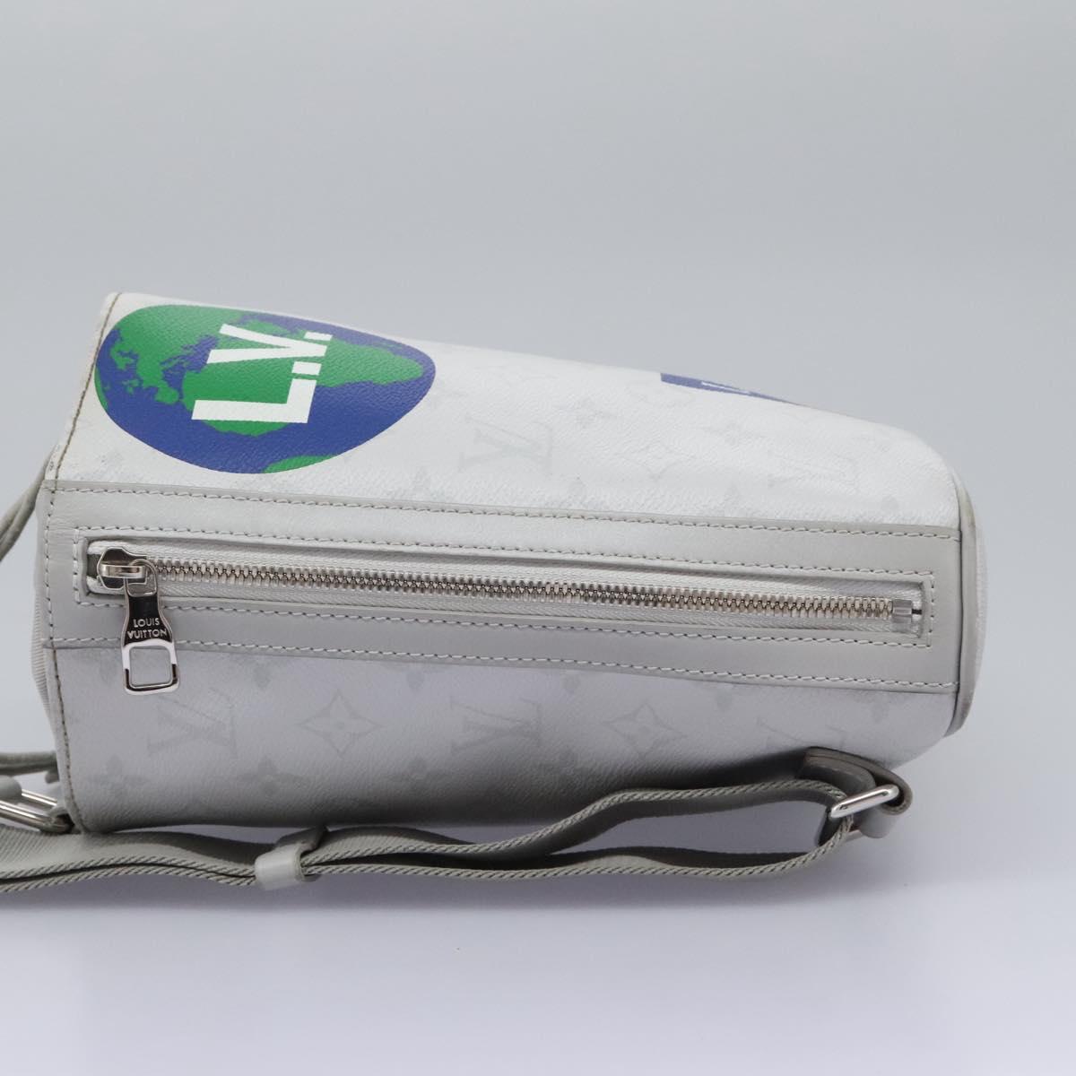 Louis Vuitton Chalk Sling White Canvas Shoulder Bag (Pre-Owned)