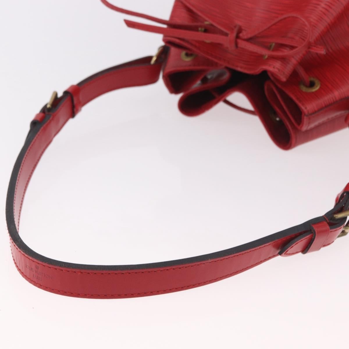 Louis Vuitton Noe Epi Leather Red Leather Shoulder Bag Bag (Pre-Owned)