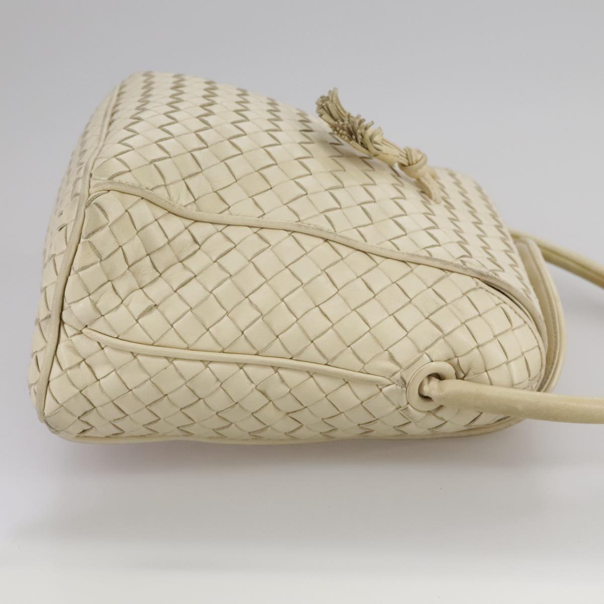 Bottega Veneta Beige Leather Handbag (Pre-Owned)