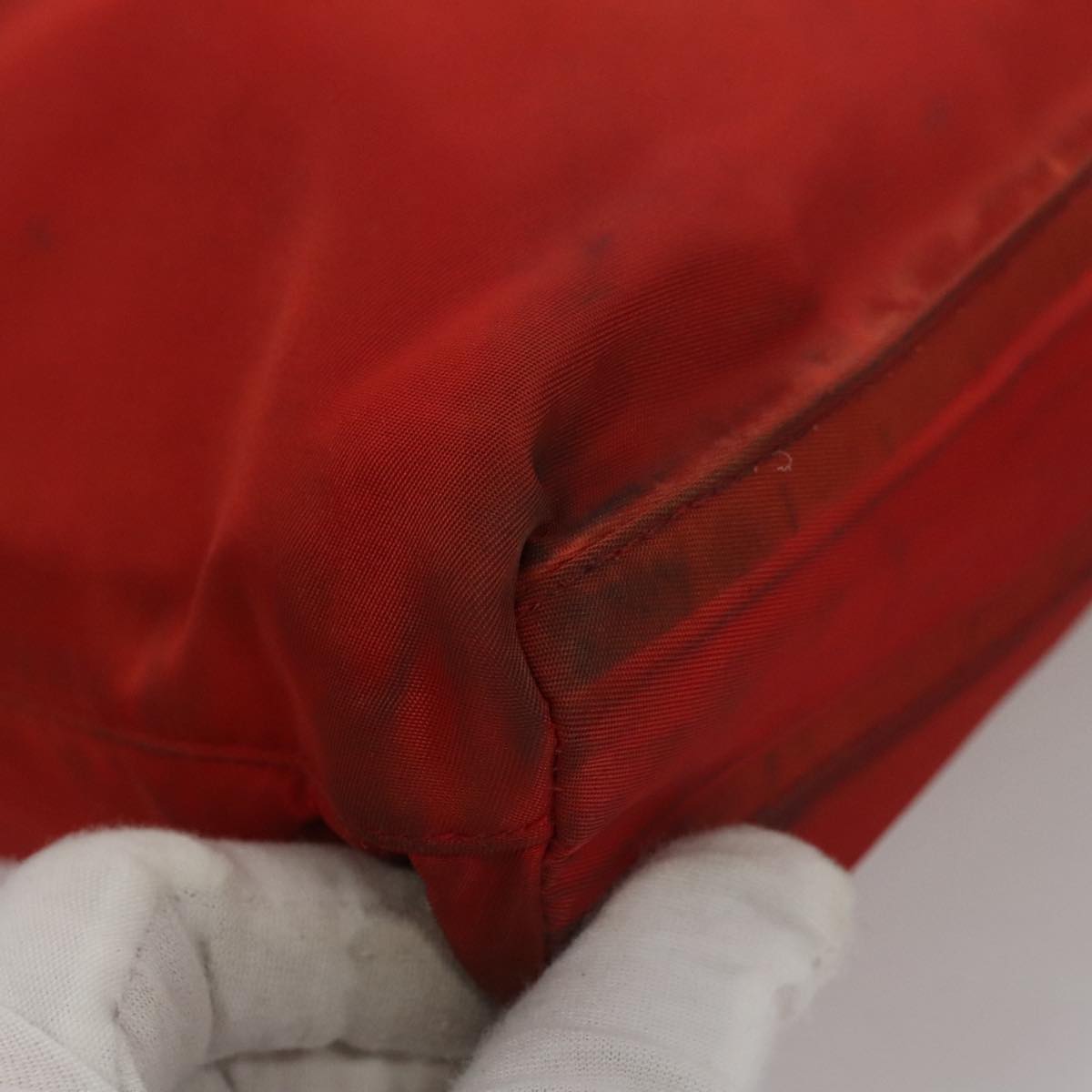 Prada Tessuto Red Synthetic Shoulder Bag (Pre-Owned)