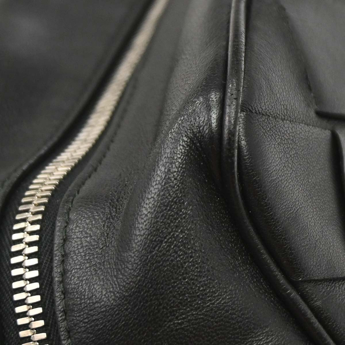 Bottega Veneta Zip Clutch Leather With Intrecciato Snakeskin Detail Black Leather Clutche & Pouche Bag (Pre-Owned)