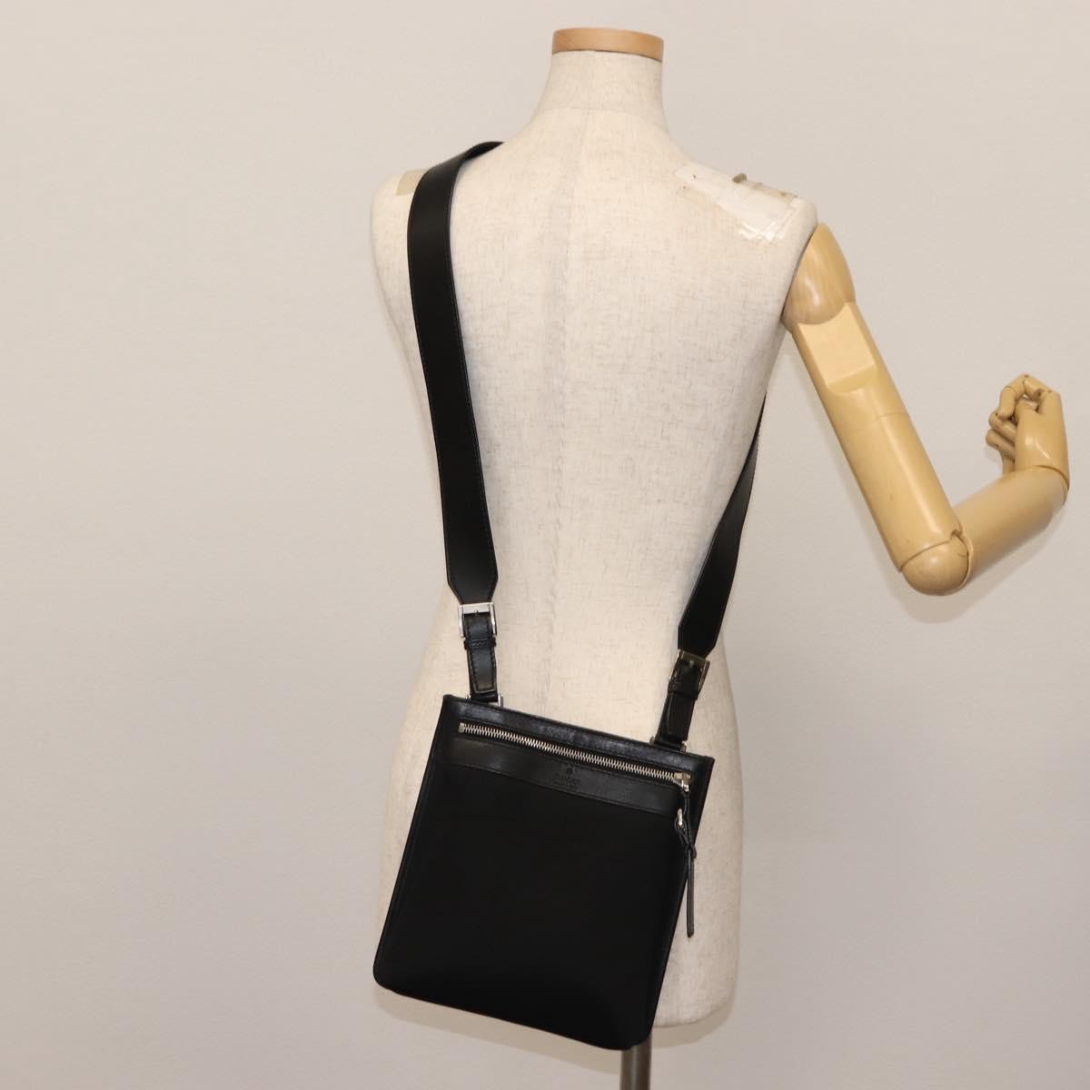 Gucci Vintage Flat Messenger Nylon And Leather Black Nylon Shoulder Bag Bag (Pre-Owned)
