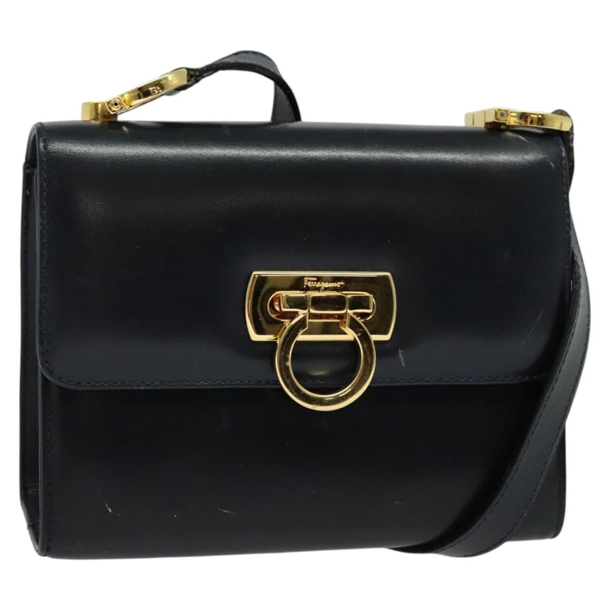 Salvatore Ferragamo Gancini Leather Black Leather Shoulder Bag Bag (Pre-Owned)
