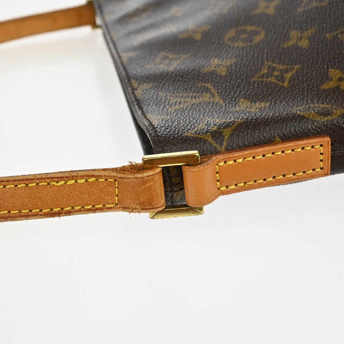 Louis Vuitton Trotteur Monogram Canvas Brown Canvas Shoulder Bag Bag (Pre-Owned)