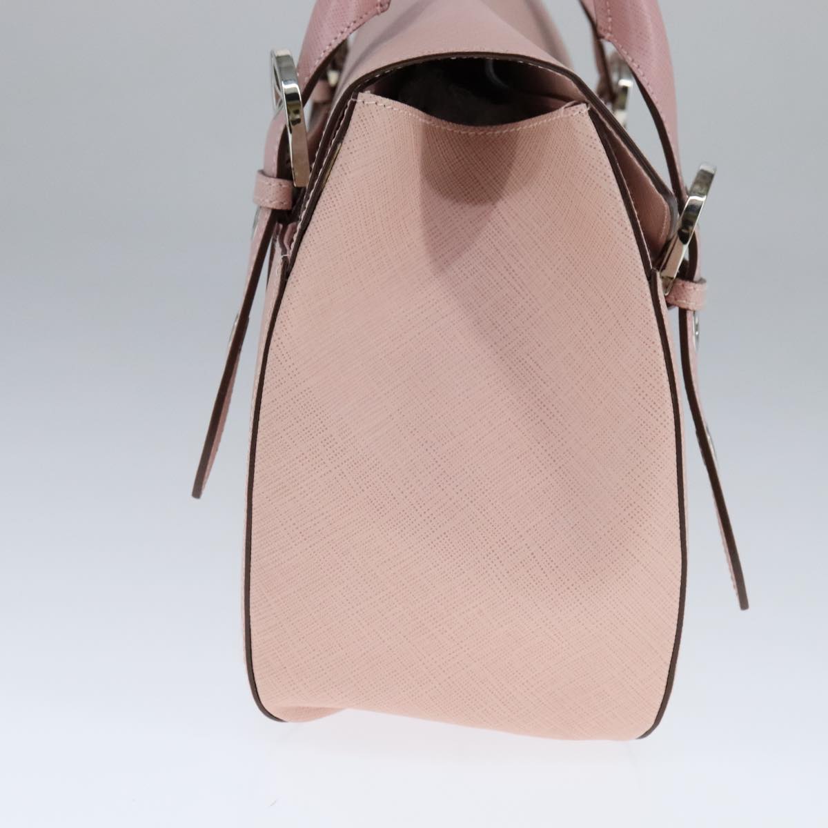 Salvatore Ferragamo Gancini Pink Leather Handbag (Pre-Owned)