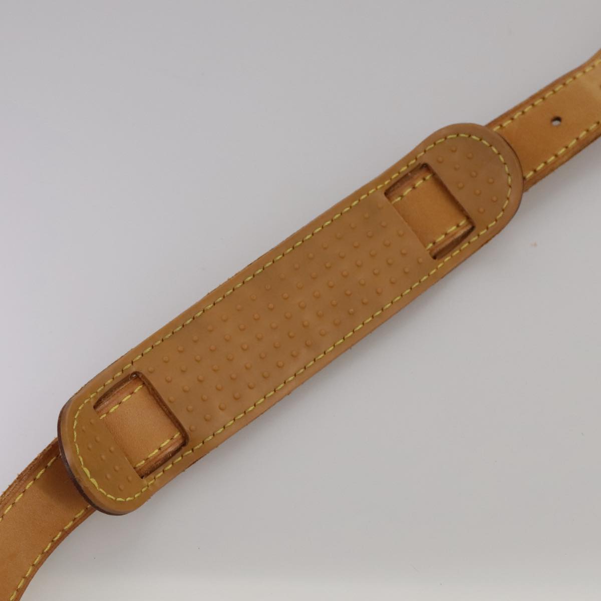 Louis Vuitton Shoulder Strap Beige Leather Bag Jewelry (Pre-Owned)