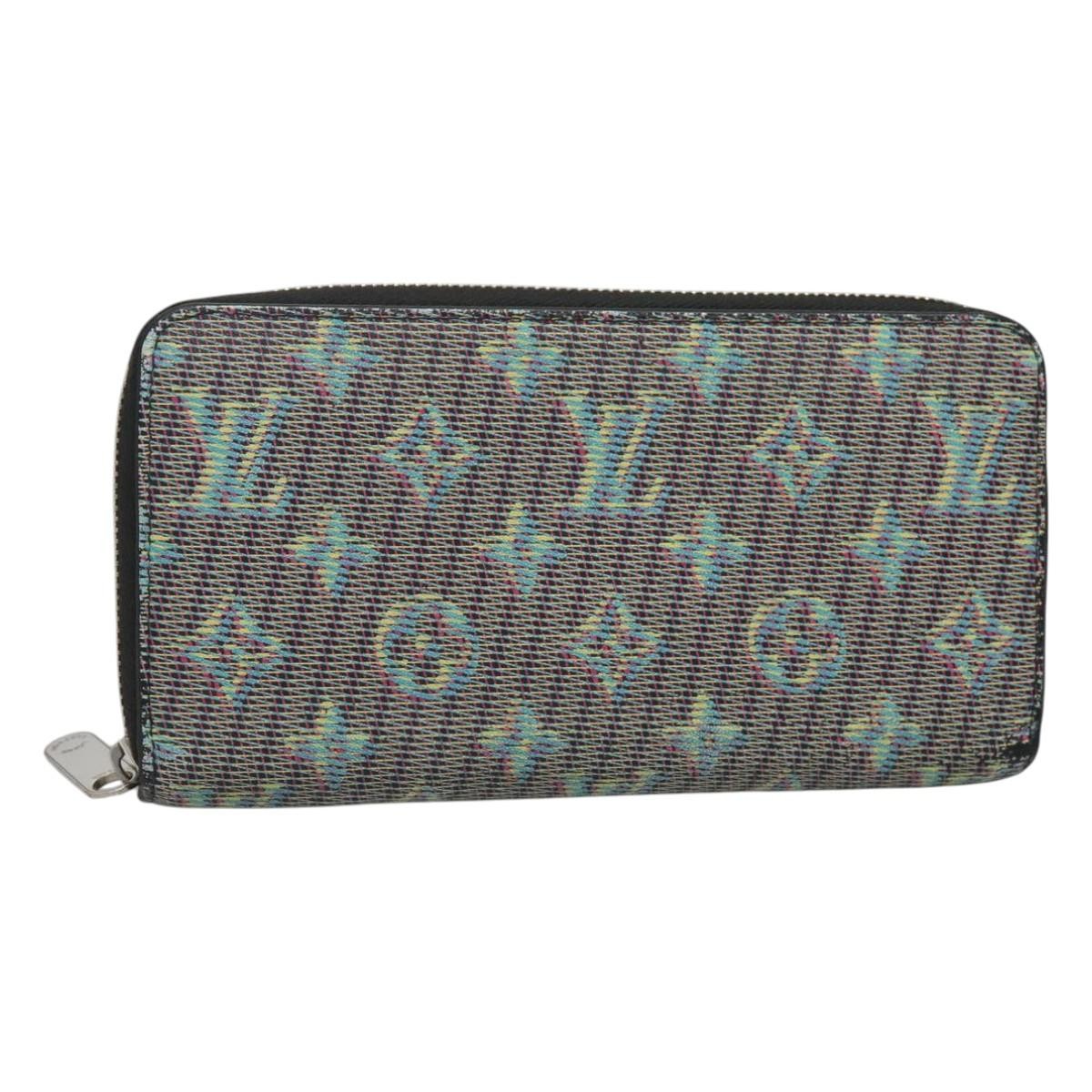 Louis Vuitton Zippy Wallet Nm Monogram Canvas Green Canvas Wallets Accessory (Pre-Owned)