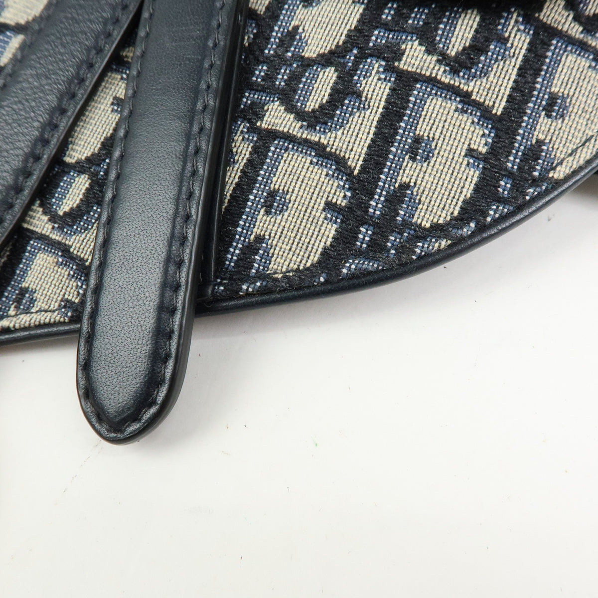 Christian Dior Saddle Belt Oblique Canvas Navy Canvas Handbag (Pre-Owned)