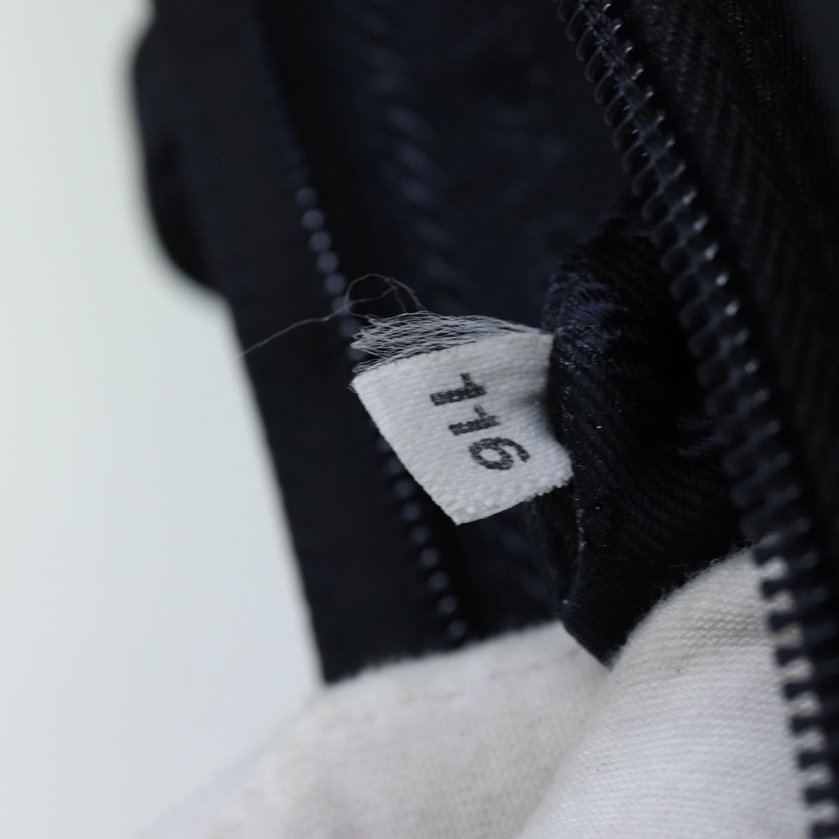Prada Tessuto Black Synthetic Shoulder Bag (Pre-Owned)