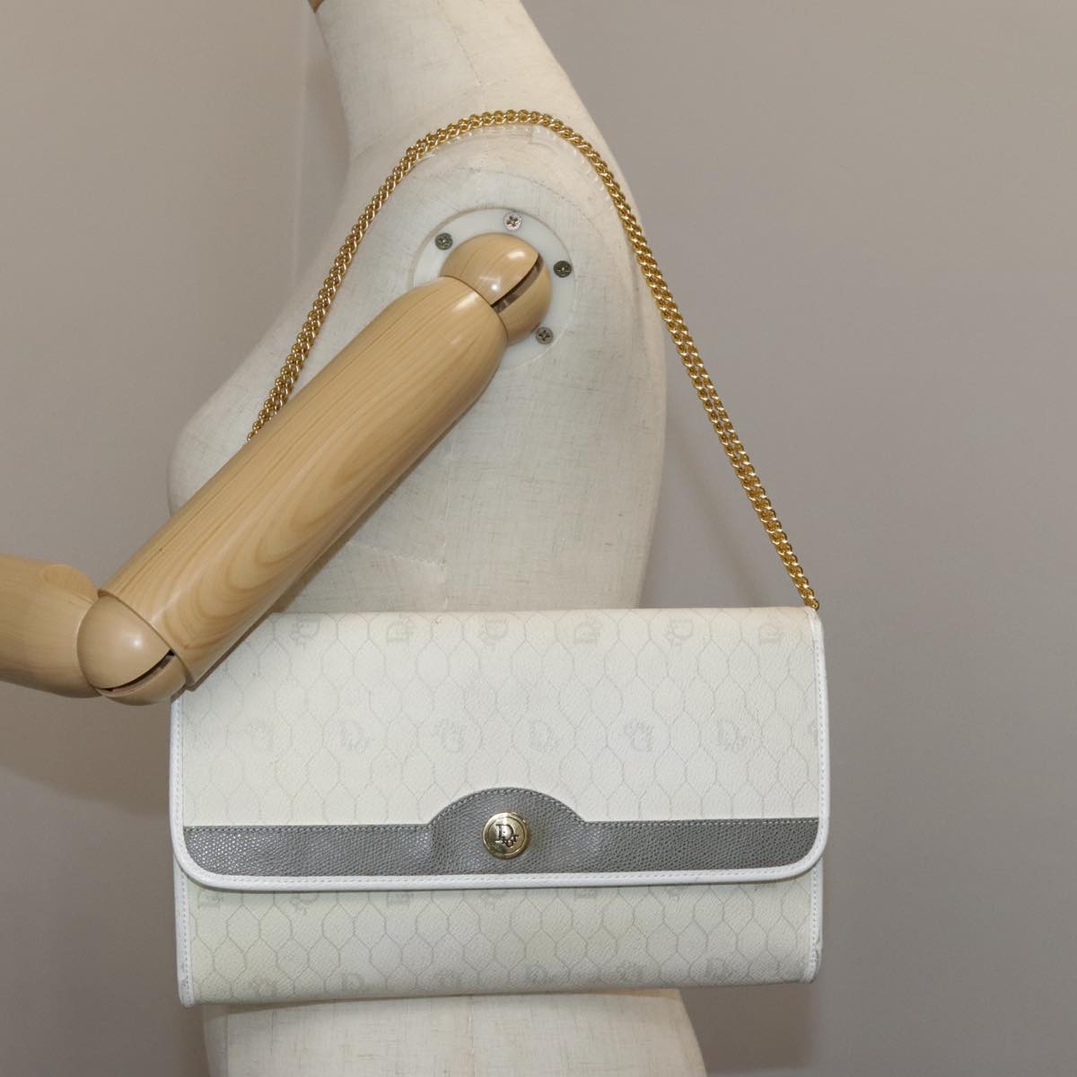 Dior Honeycomb White Canvas Shoulder Bag (Pre-Owned)