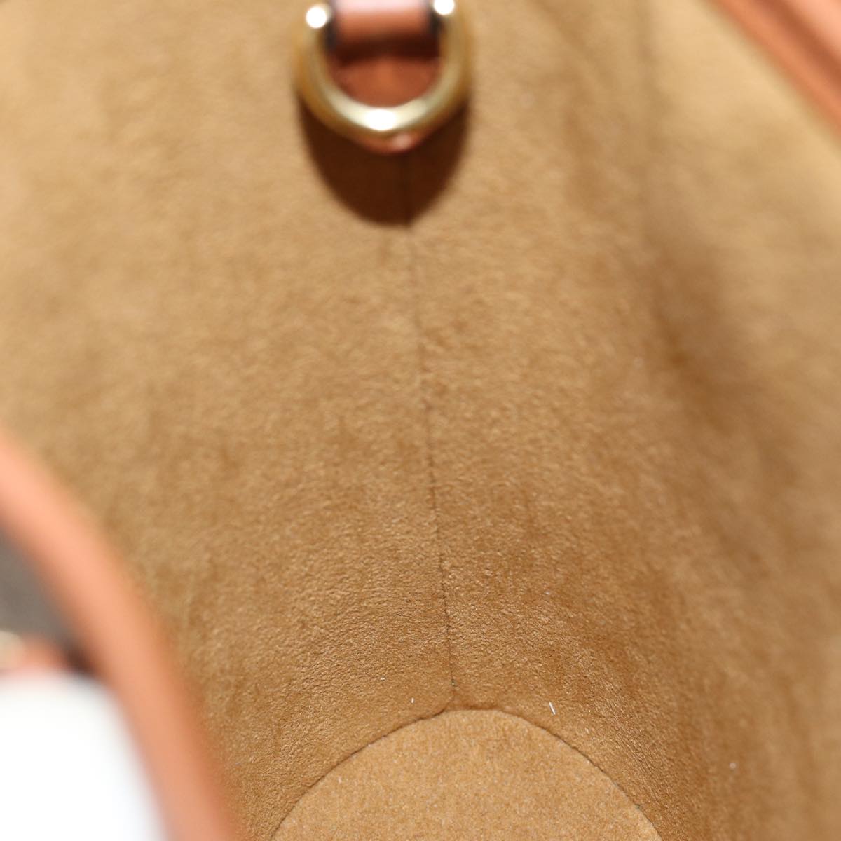 Louis Vuitton Bucket Beige Canvas Shoulder Bag (Pre-Owned)