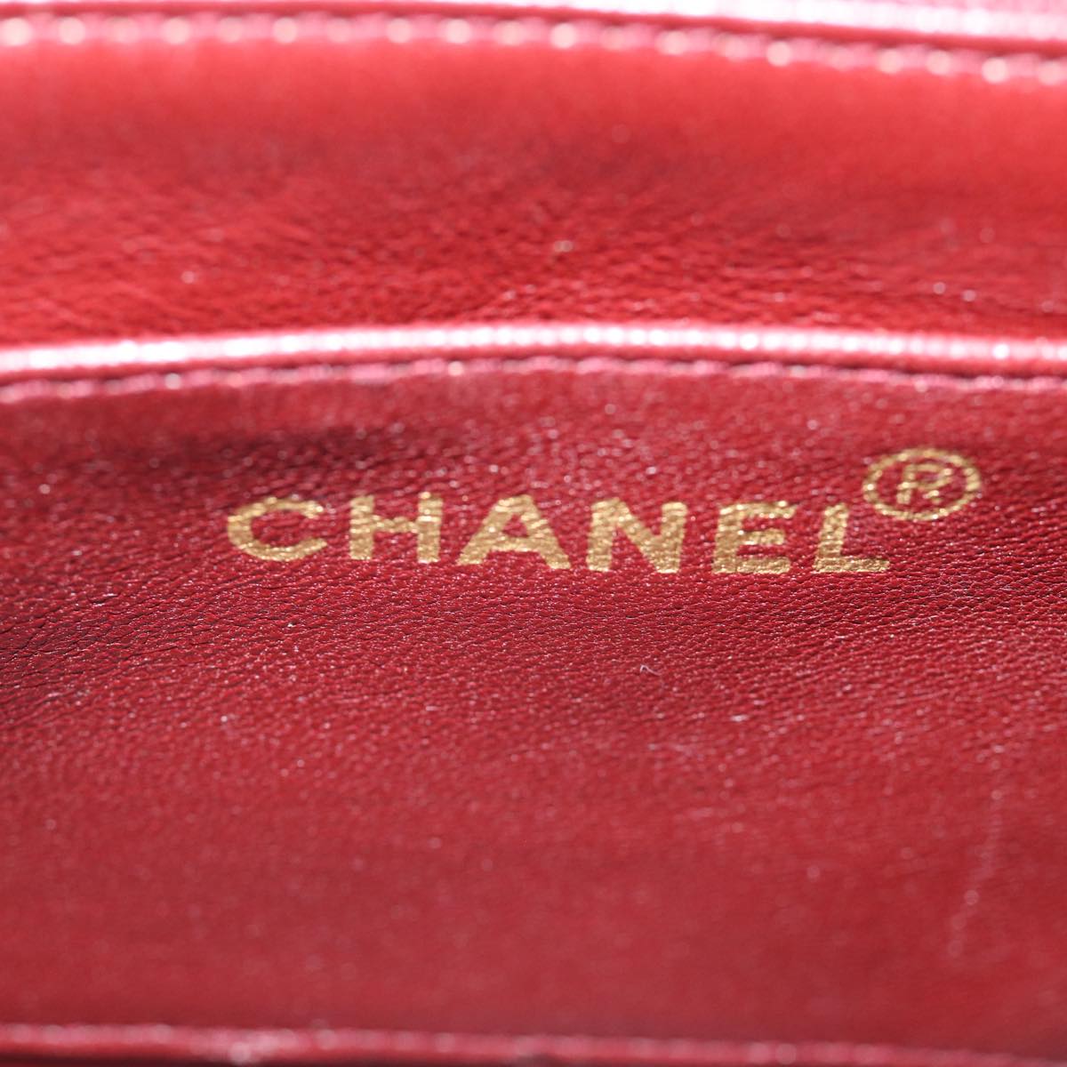Chanel Diana Black Leather Shoulder Bag (Pre-Owned)