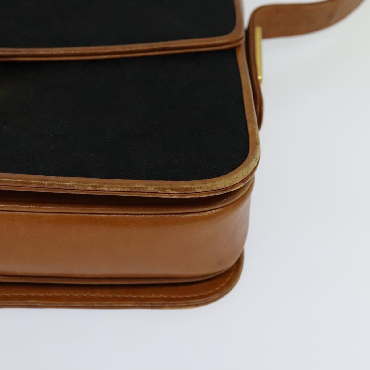 Gucci Black Canvas Shoulder Bag (Pre-Owned)