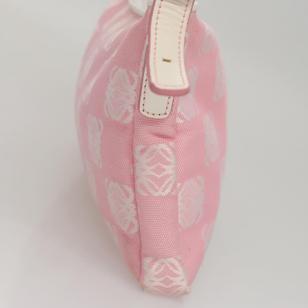 Loewe Anagram Pink Canvas Shoulder Bag (Pre-Owned)