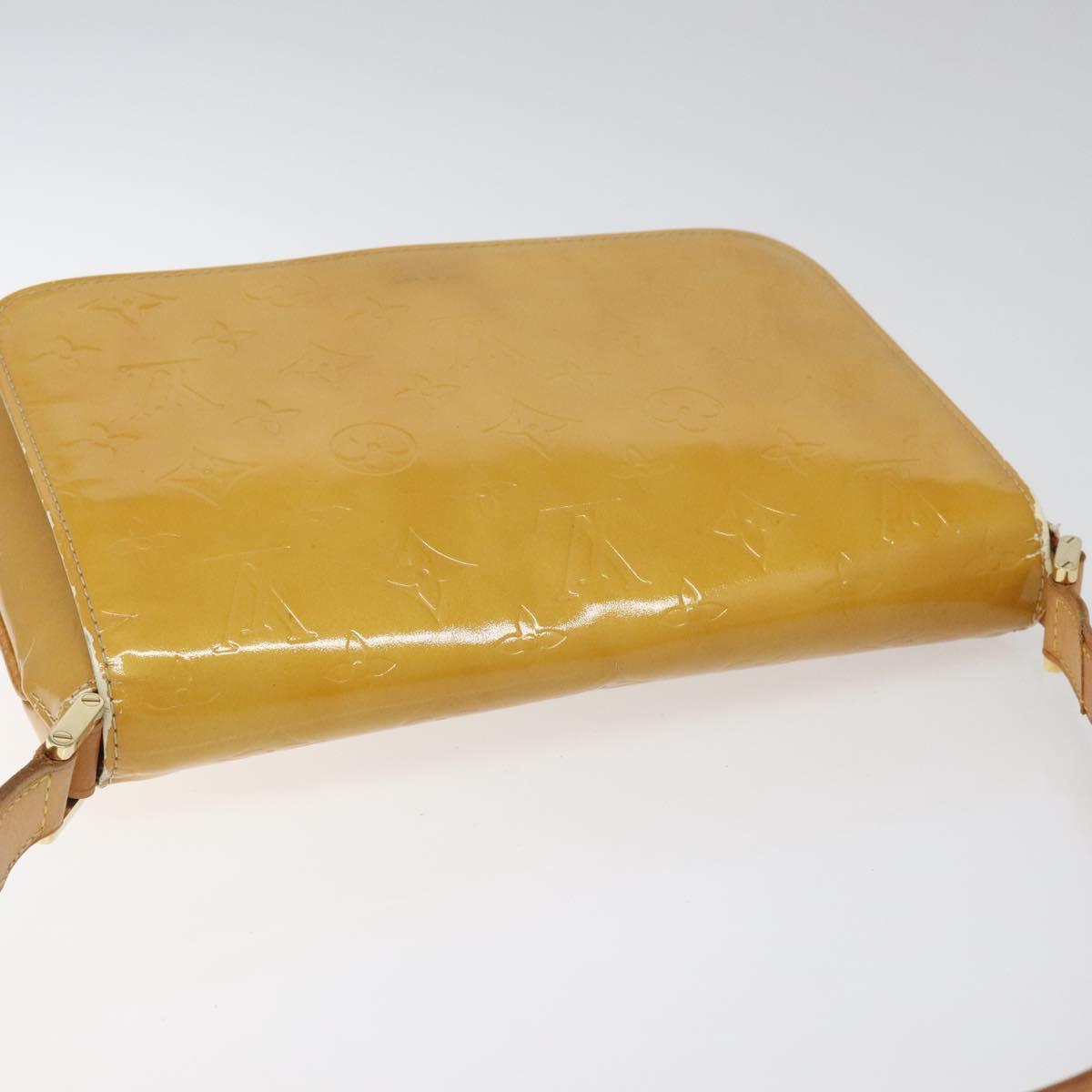 Louis Vuitton Thompson Street Beige Patent Leather Shoulder Bag (Pre-Owned)