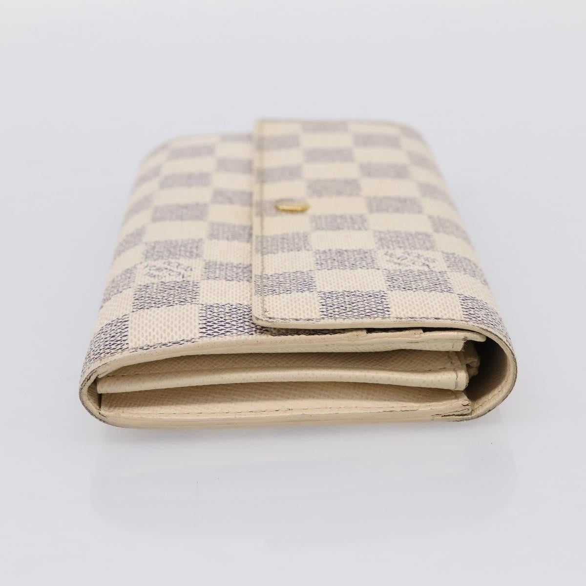 Louis Vuitton Sarah Damier White Canvas Wallets Accessory (Pre-Owned)